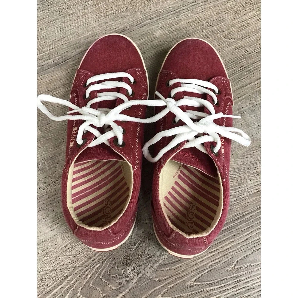 Taos Star Red Canvas Women's Size 7.5 Comfort Walking Sneakers Shoes STA-12844